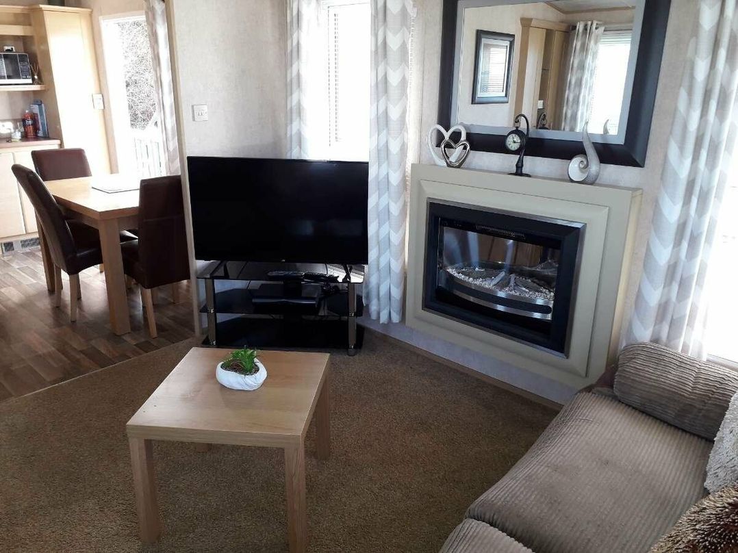 Dinas Cross Country Park - Holiday Accommodation 17316