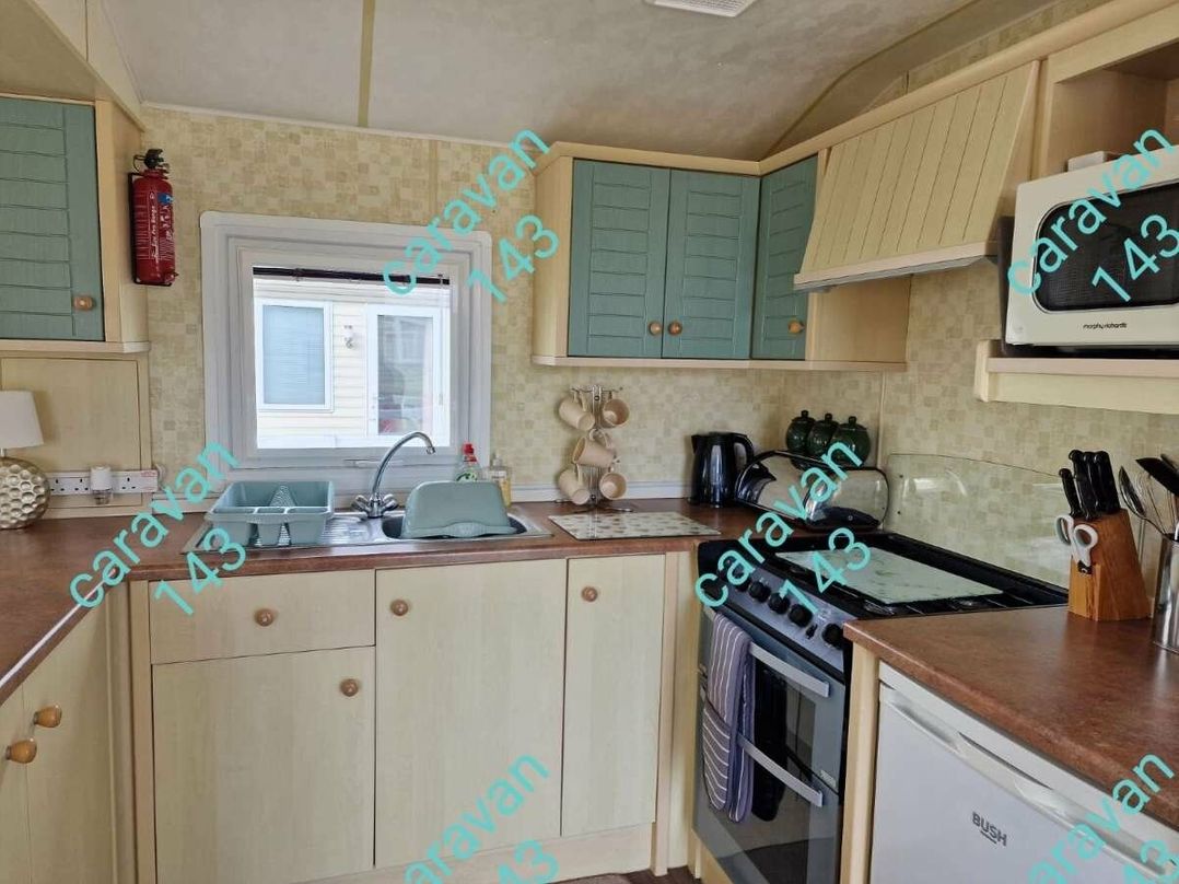 Lyons Sunnysands Holiday Park - Holiday Accommodation 17327