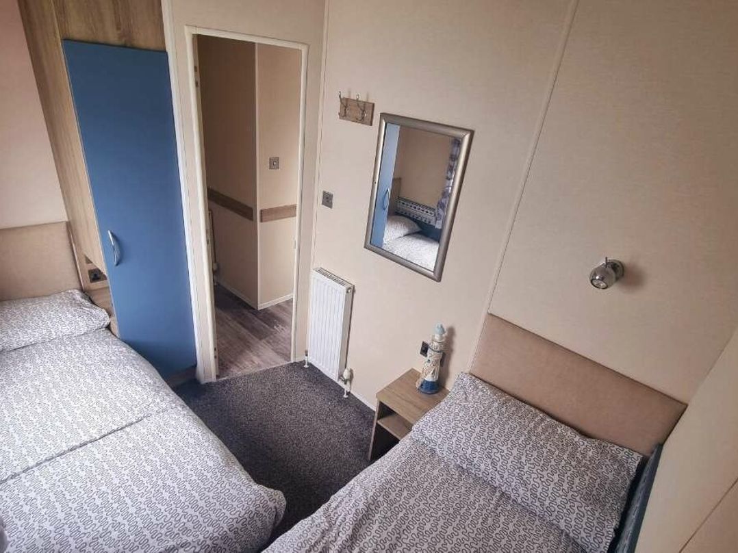 Caister Holiday Park - Holiday Accommodation 17332