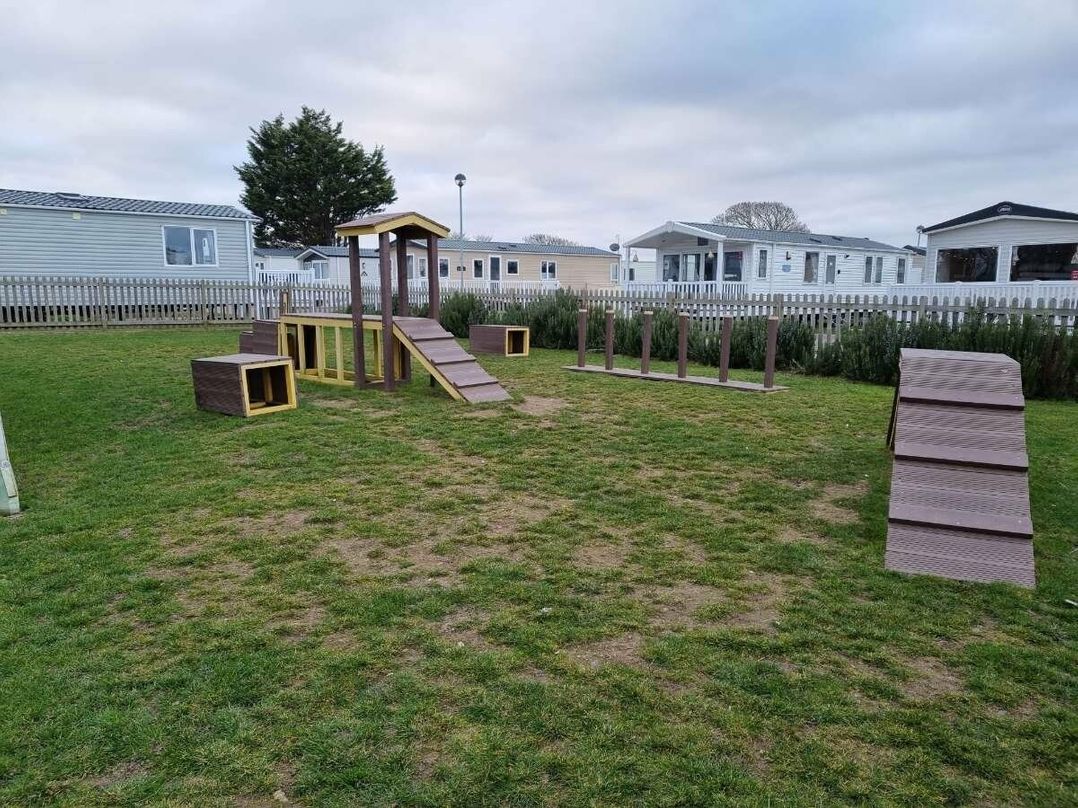 Caister Holiday Park - Holiday Accommodation 17332