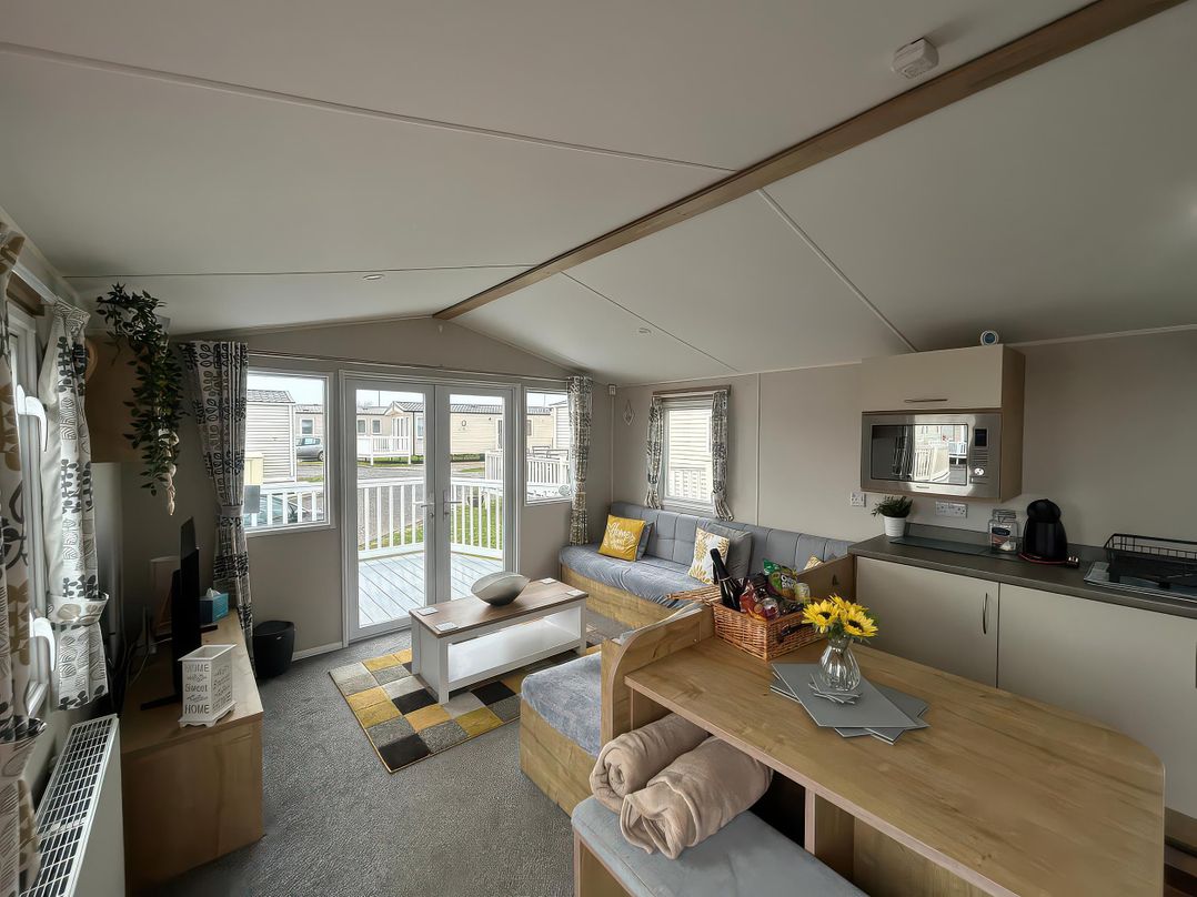 Trecco Bay - Holiday Accommodation 17447