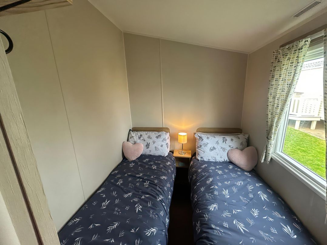 Trecco Bay - Holiday Accommodation 17447