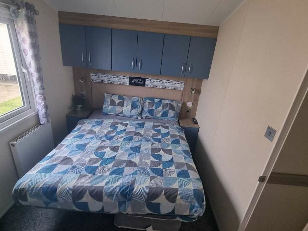 Caister Holiday Park - Holiday Accommodation 17607