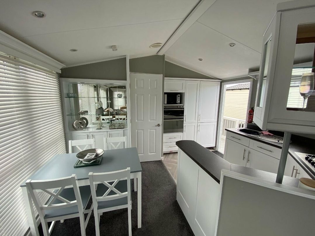 Golden Palm Resort - Holiday Accommodation 17664