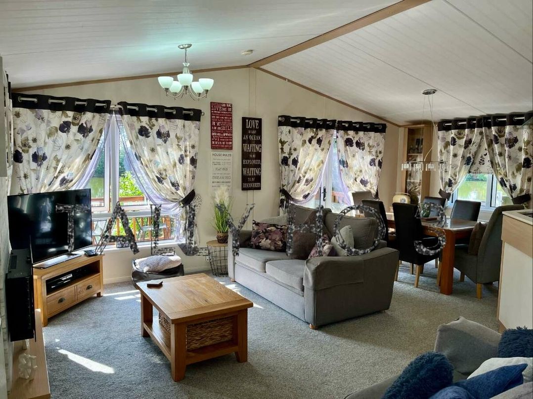 Tattershall Lakes Country Park - Holiday Accommodation 17712