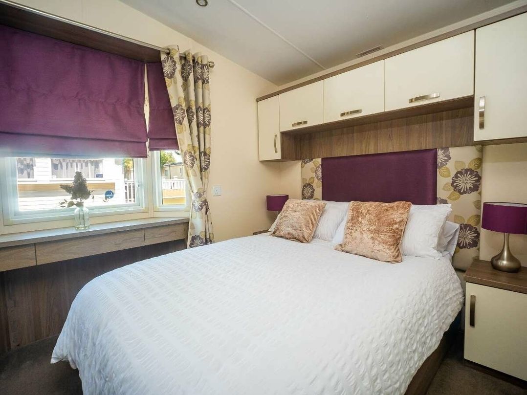 Waterside Bowleaze Cove Holiday Park - Holiday Accommodation 17732