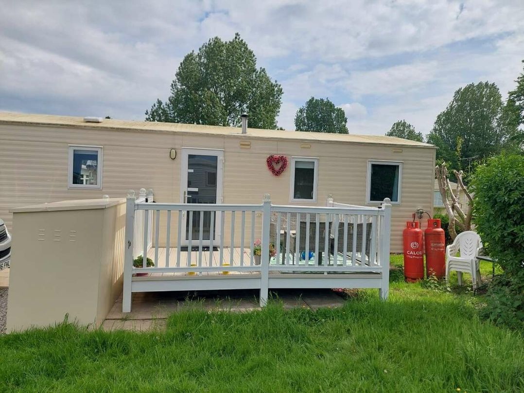 Marton Mere Holiday Village - Holiday Accommodation 17751