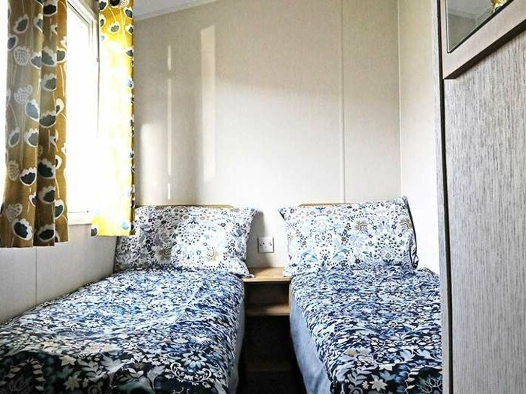 Golden Palm Resort - Holiday Accommodation 17788