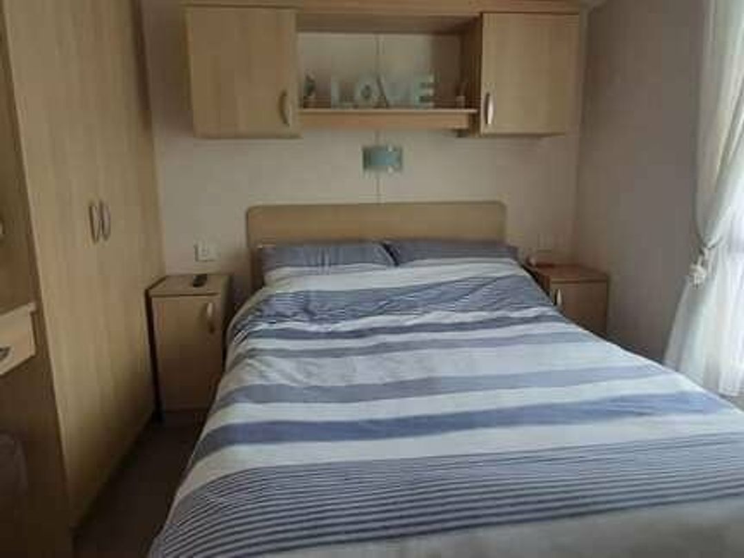 Hopton Holiday Village - Holiday Accommodation 17811