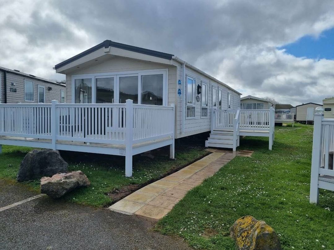 Doniford Bay - Holiday Accommodation 17836