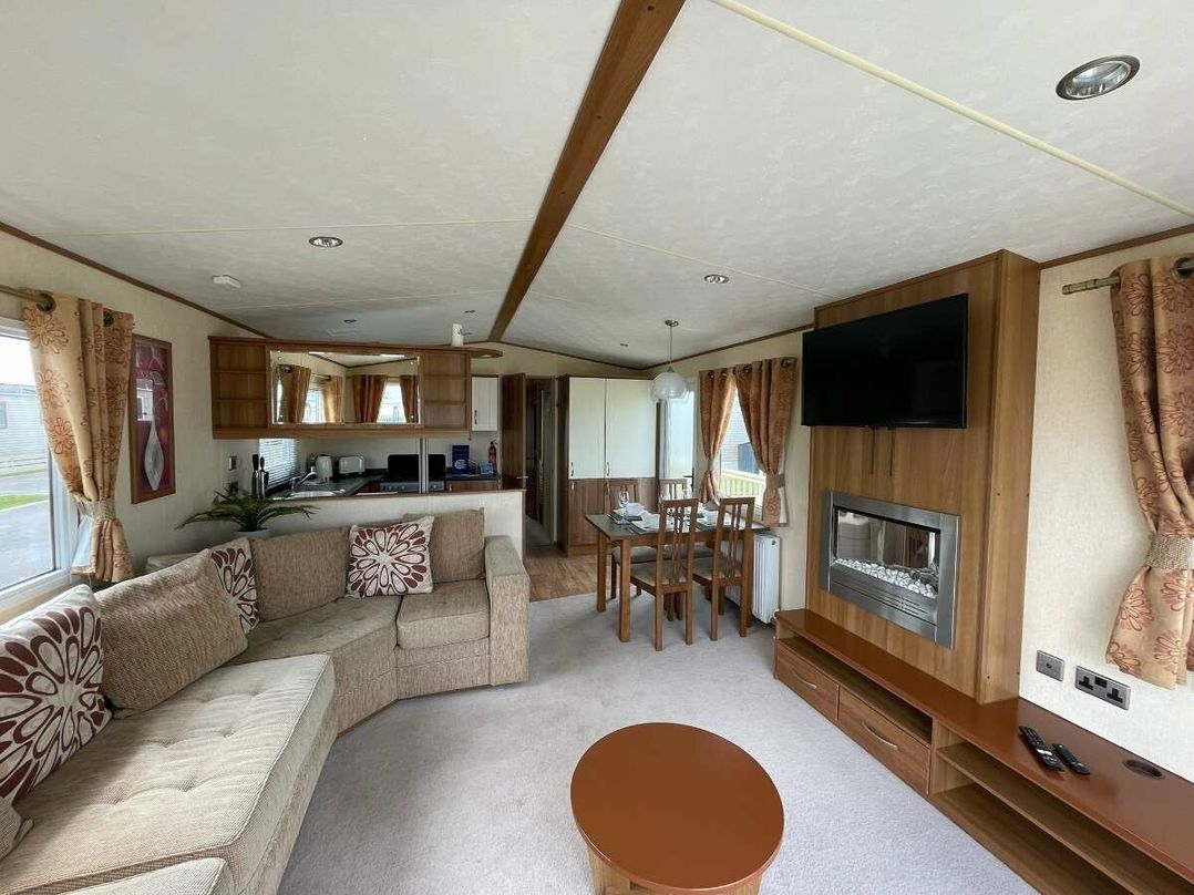 Golden Palm Resort - Holiday Accommodation 17871