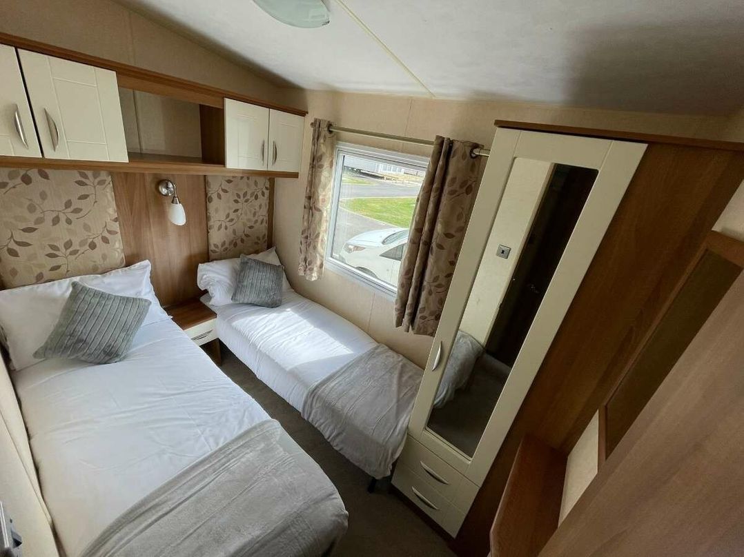 Golden Palm Resort - Holiday Accommodation 17871