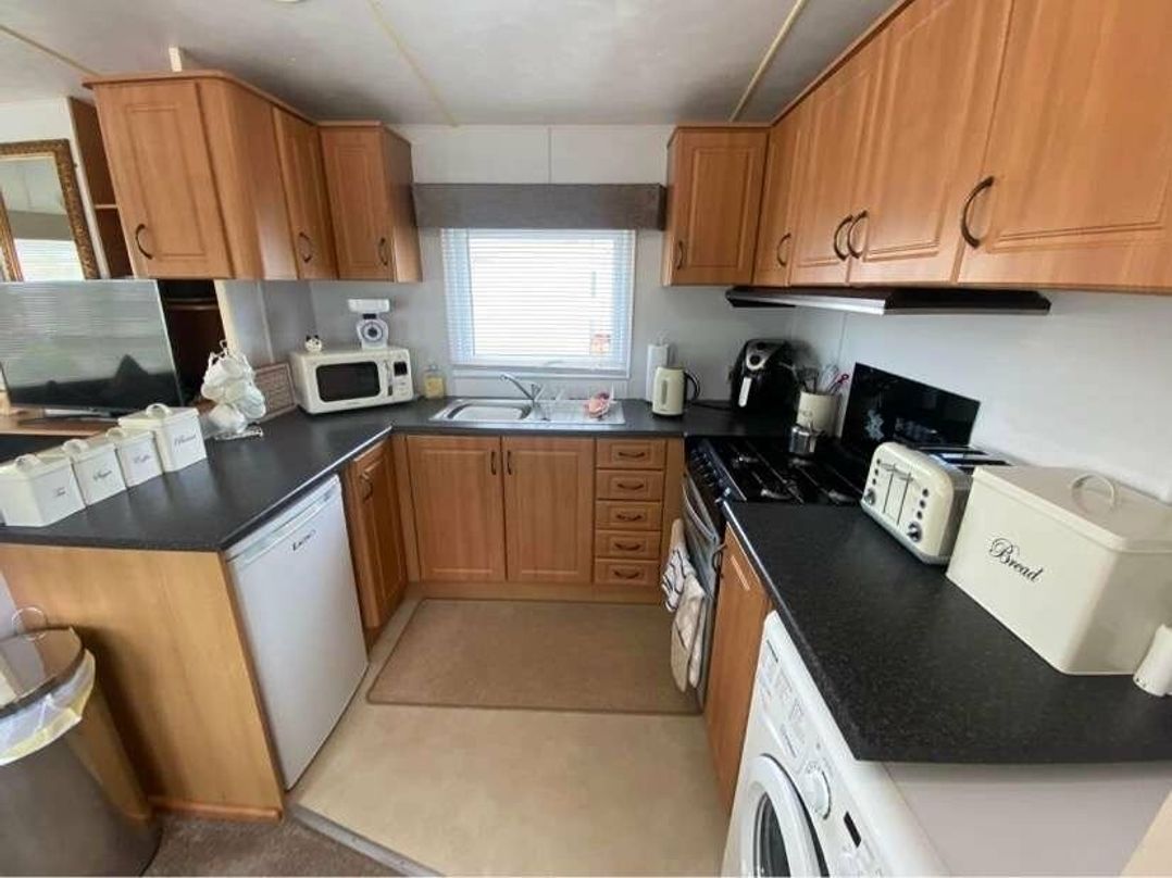 Golden Palm Resort - Holiday Accommodation 17874