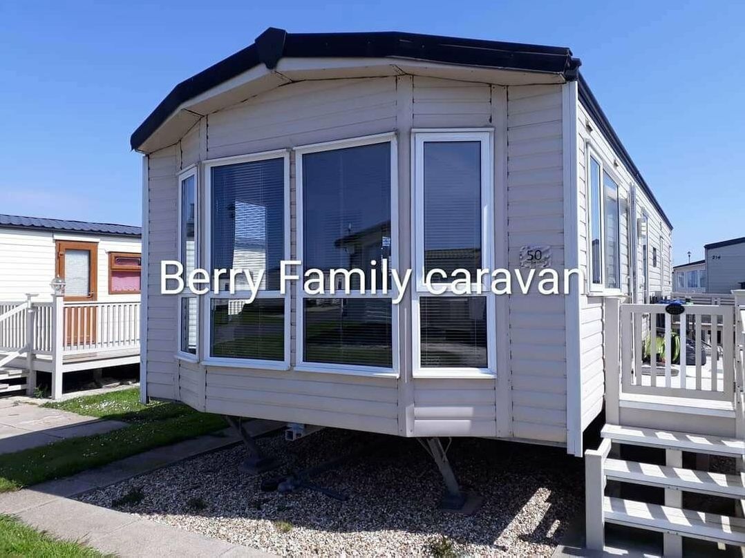 Golden Palm Resort - Holiday Accommodation 17951