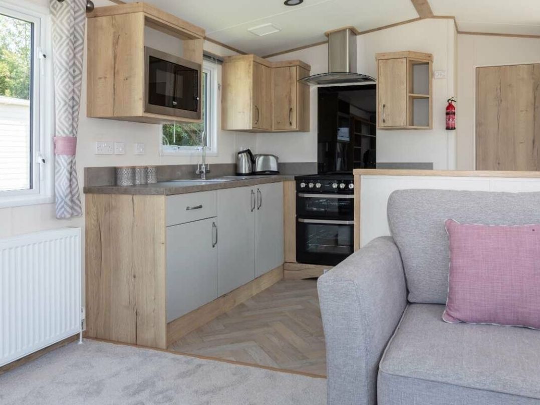 Cornish Coast Caravan Park - Holiday Accommodation 18075