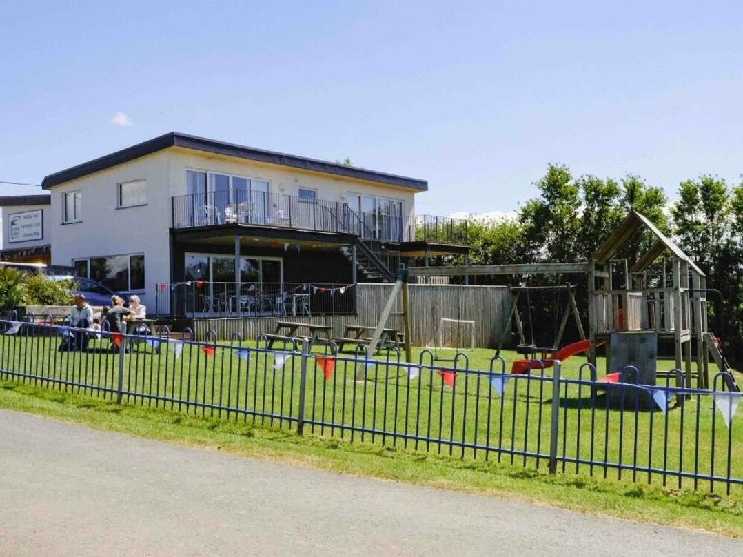 Cornish Coast Caravan Park - Holiday Accommodation 18087