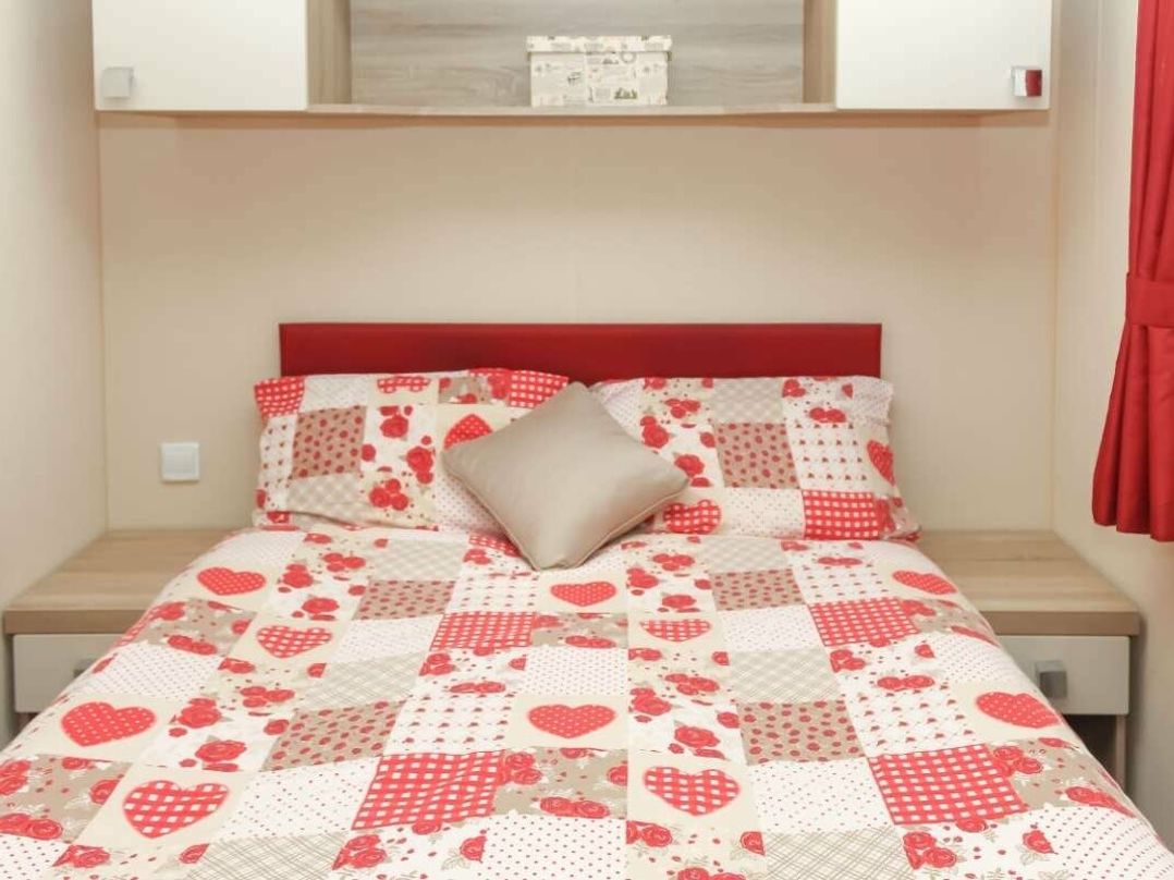 Cornish Coast Caravan Park - Holiday Accommodation 18088