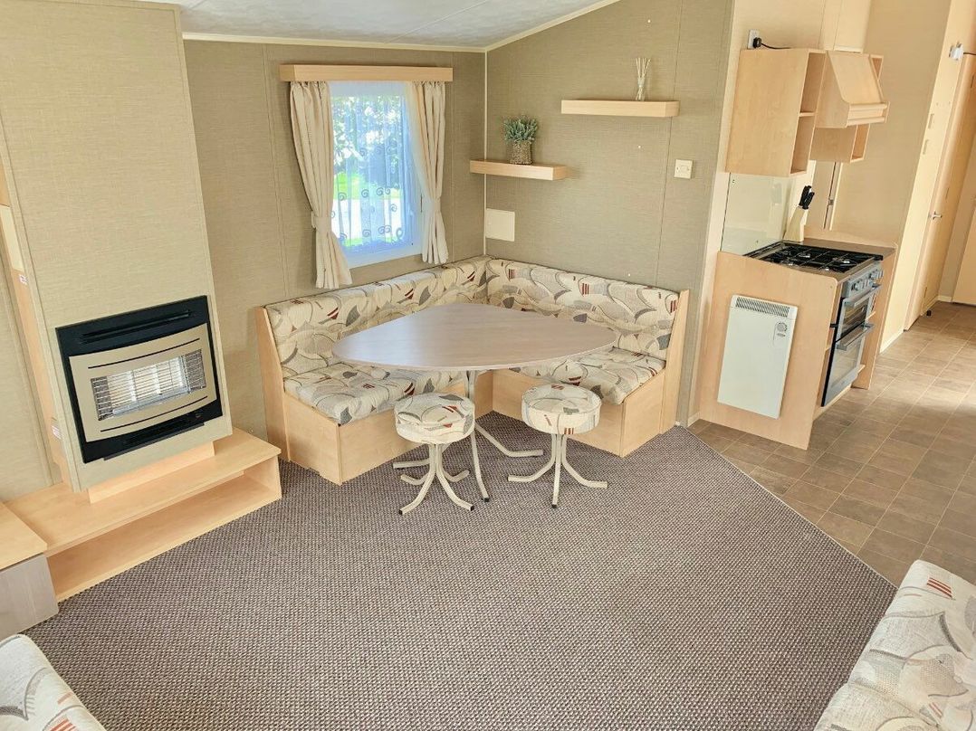 Sundowner Holiday Park - Holiday Accommodation 18091