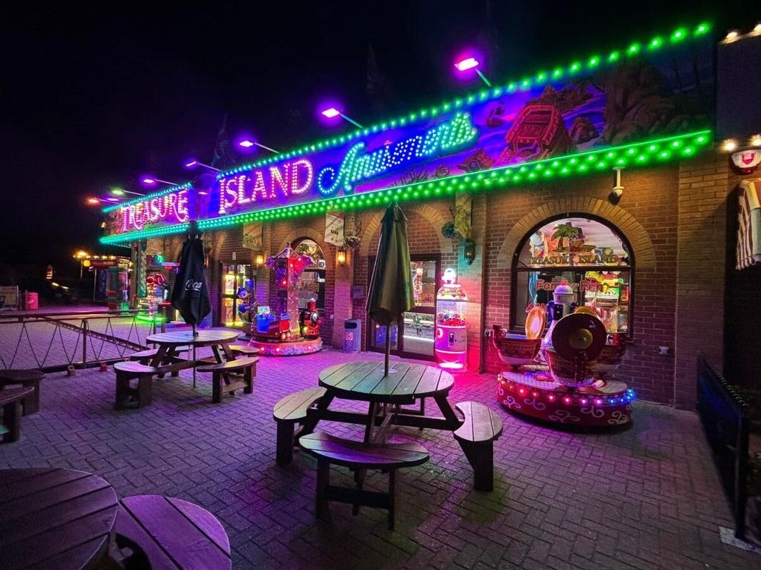 Sundowner Holiday Park - Holiday Accommodation 18091