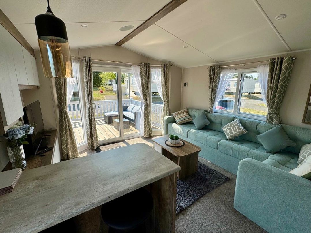 Whitecliff Bay Holiday Park - Holiday Accommodation 18116