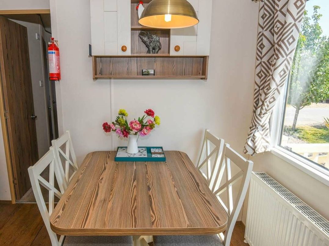 Tattershall Lakes Country Park - Holiday Accommodation 18151