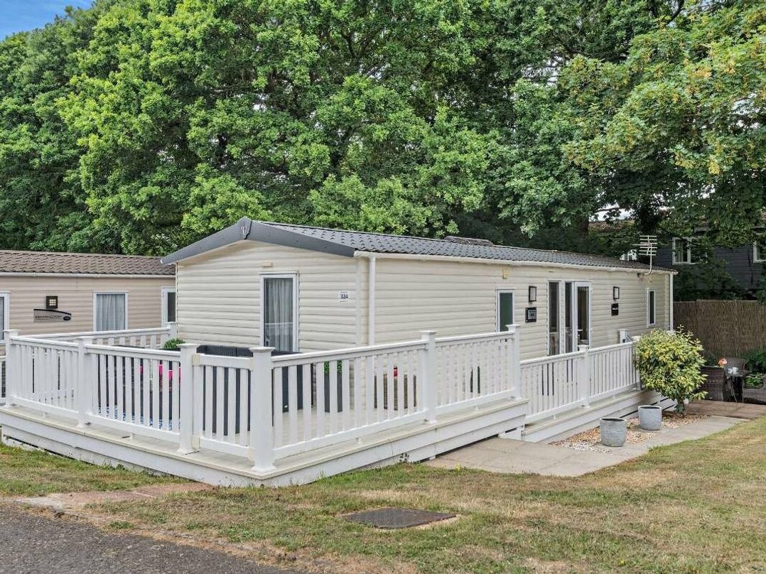 Shorefield Country Park - Holiday Accommodation 18176