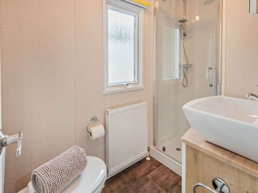 Shorefield Country Park - Holiday Accommodation 18176