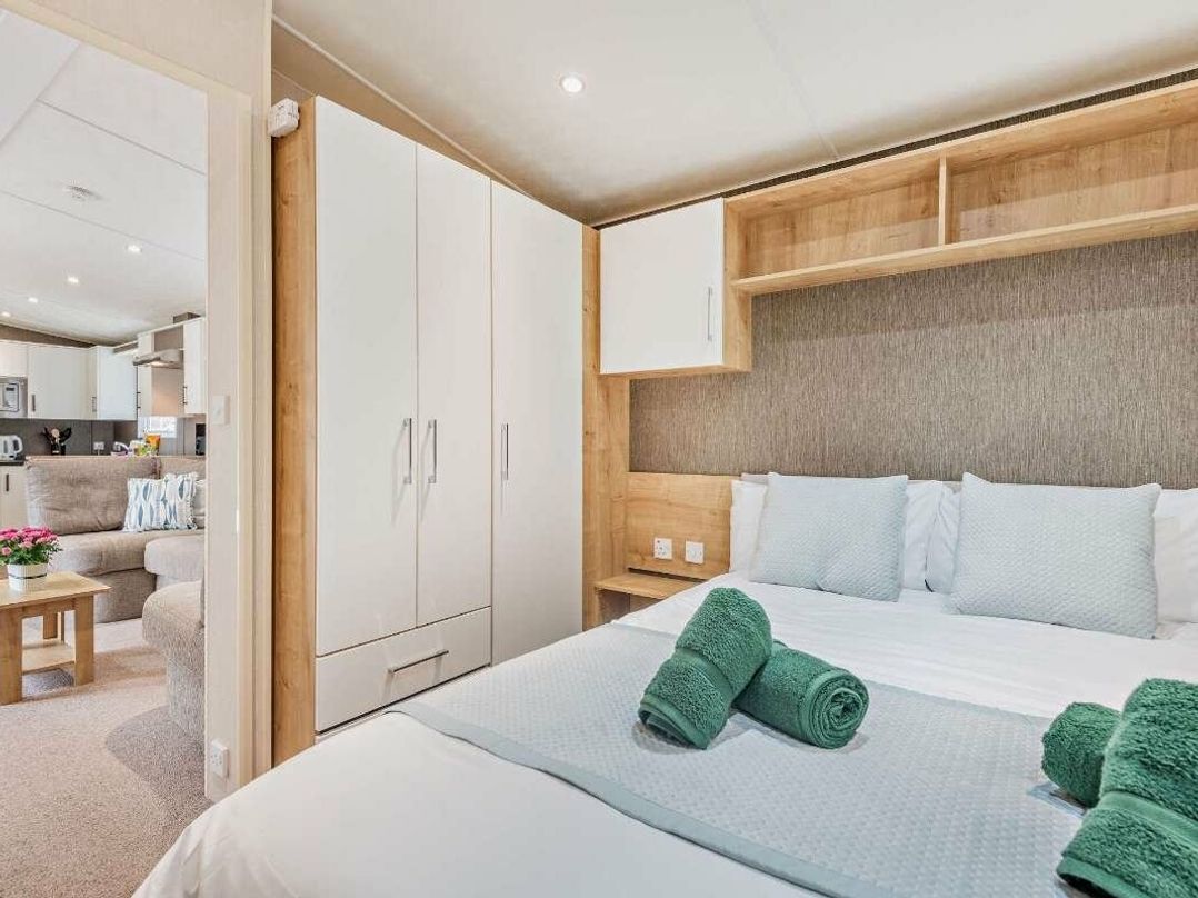 Shorefield Country Park - Holiday Accommodation 18176