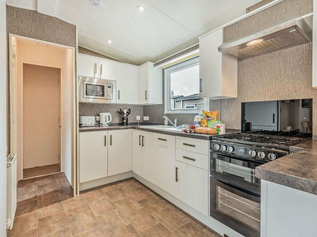 Shorefield Country Park - Holiday Accommodation 18176