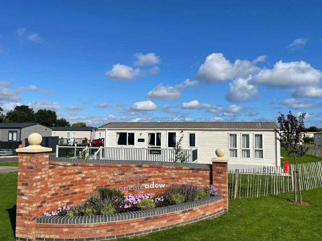 Golden Palm Resort - Holiday Accommodation 18436