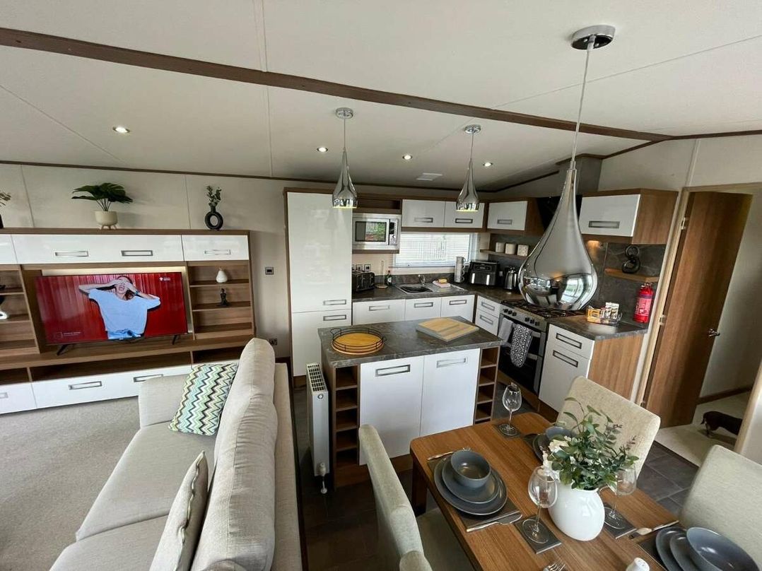 Golden Palm Resort - Holiday Accommodation 18436