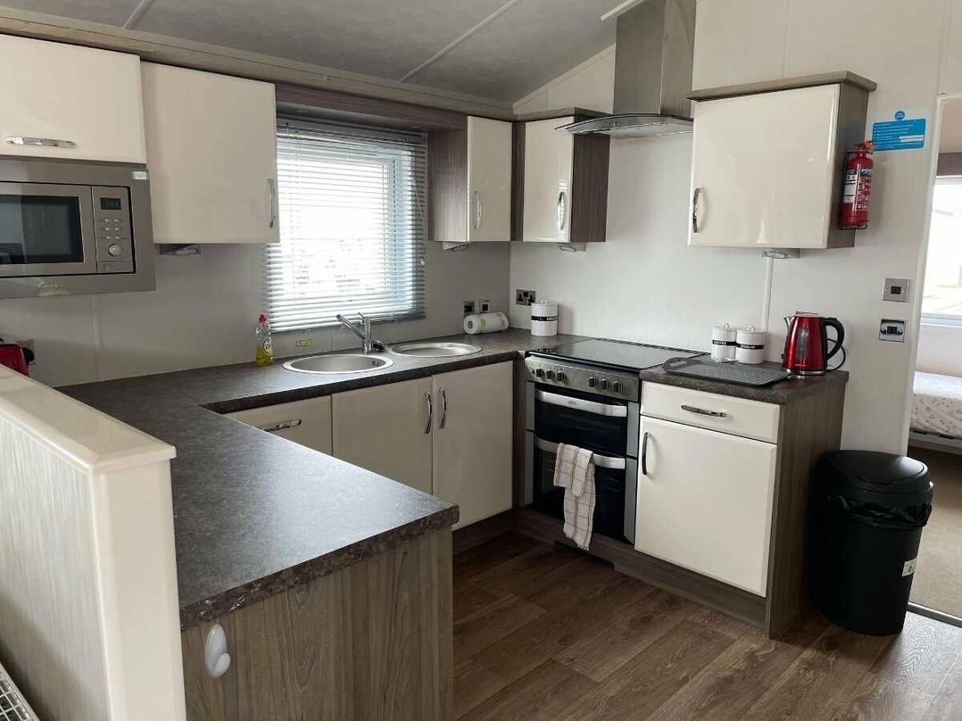 Trecco Bay - Holiday Accommodation 18462