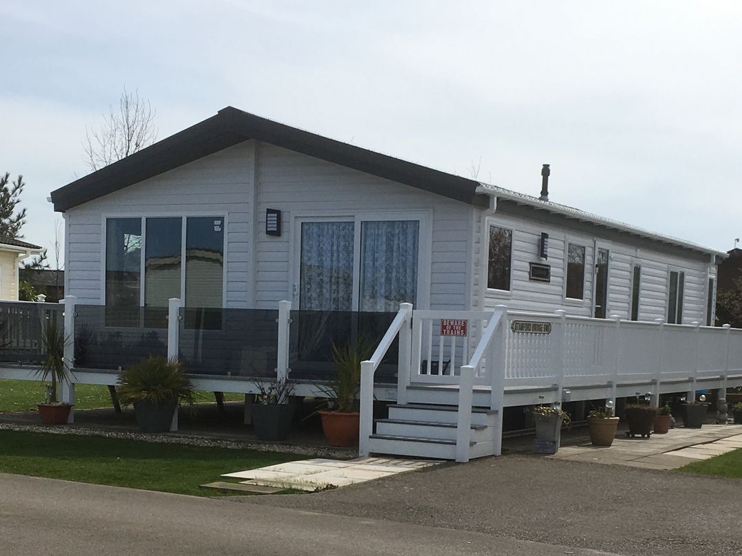 Manor Park Holiday Village - Holiday Accommodation 18468
