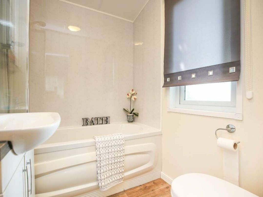 Cresswell Towers - Holiday Accommodation 18477