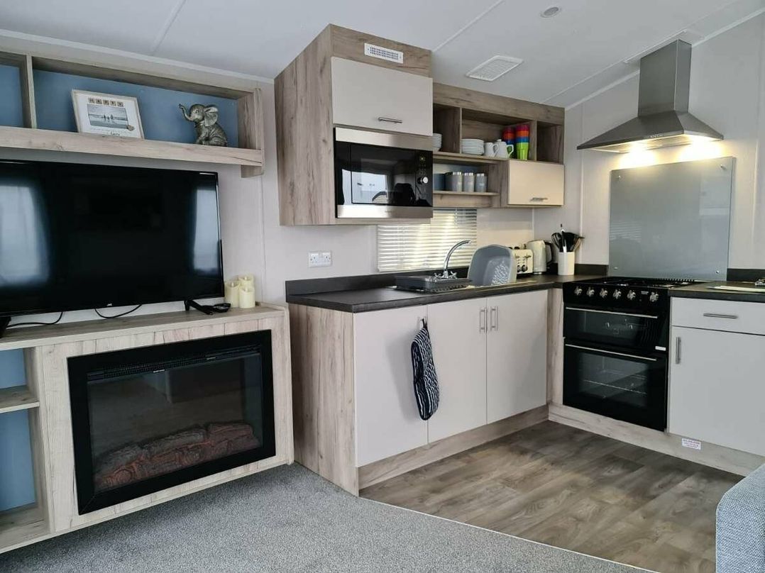 Trecco Bay - Holiday Accommodation 18508