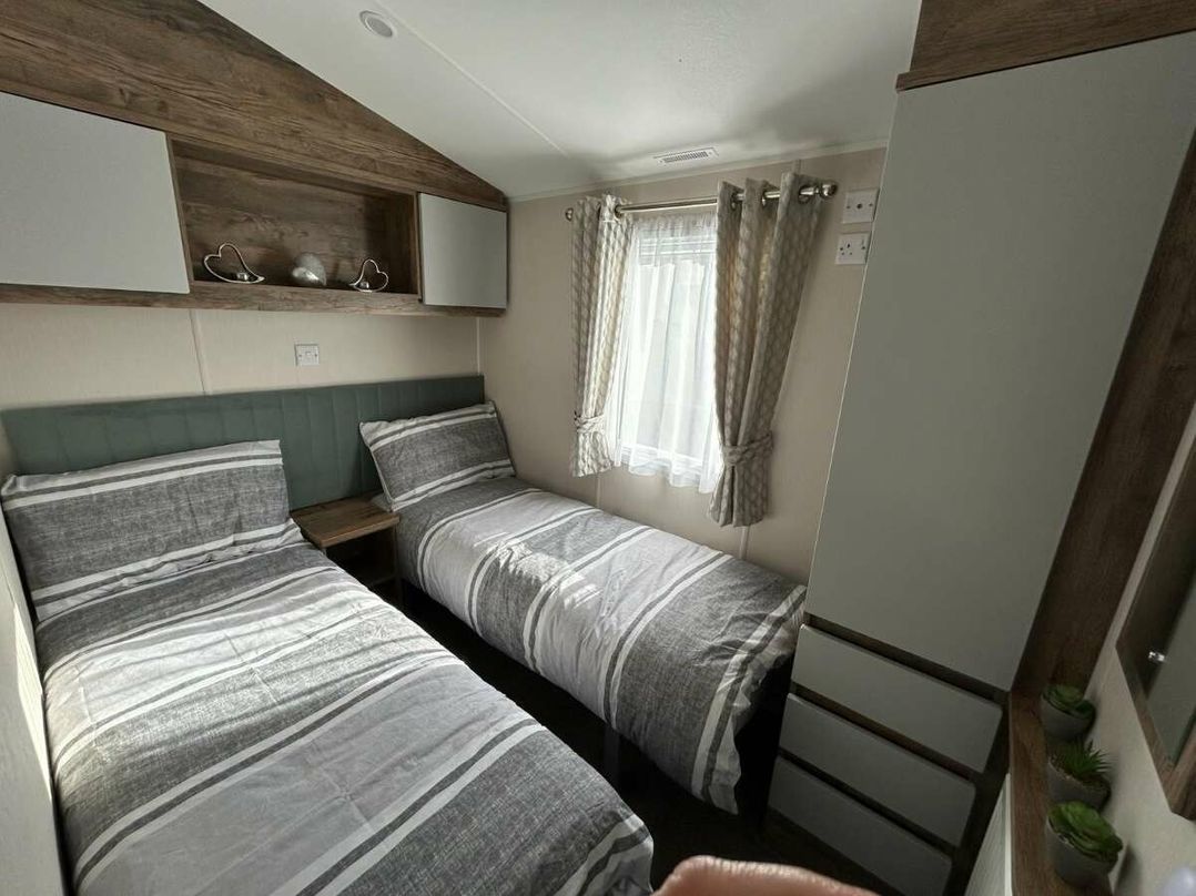 Cayton Bay Caravan Park - Holiday Accommodation 18534