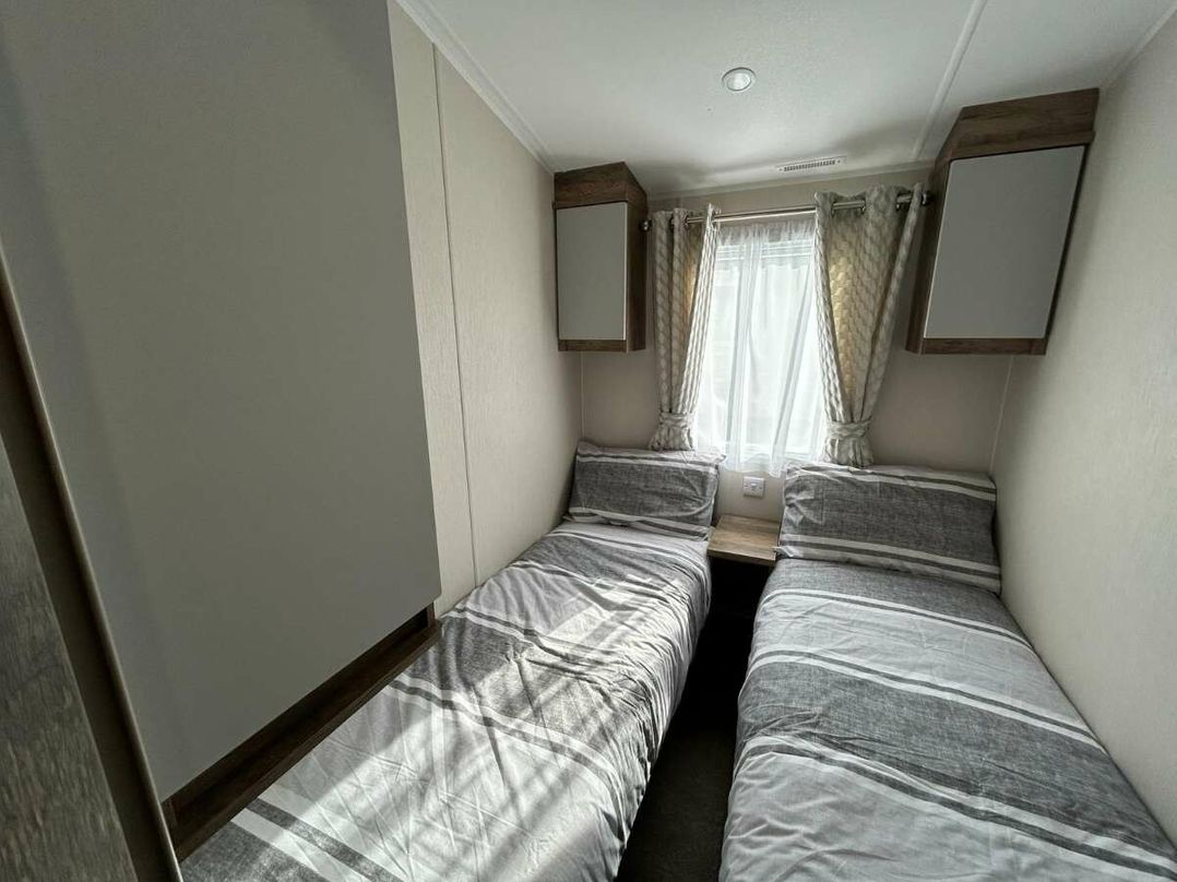 Cayton Bay Caravan Park - Holiday Accommodation 18534