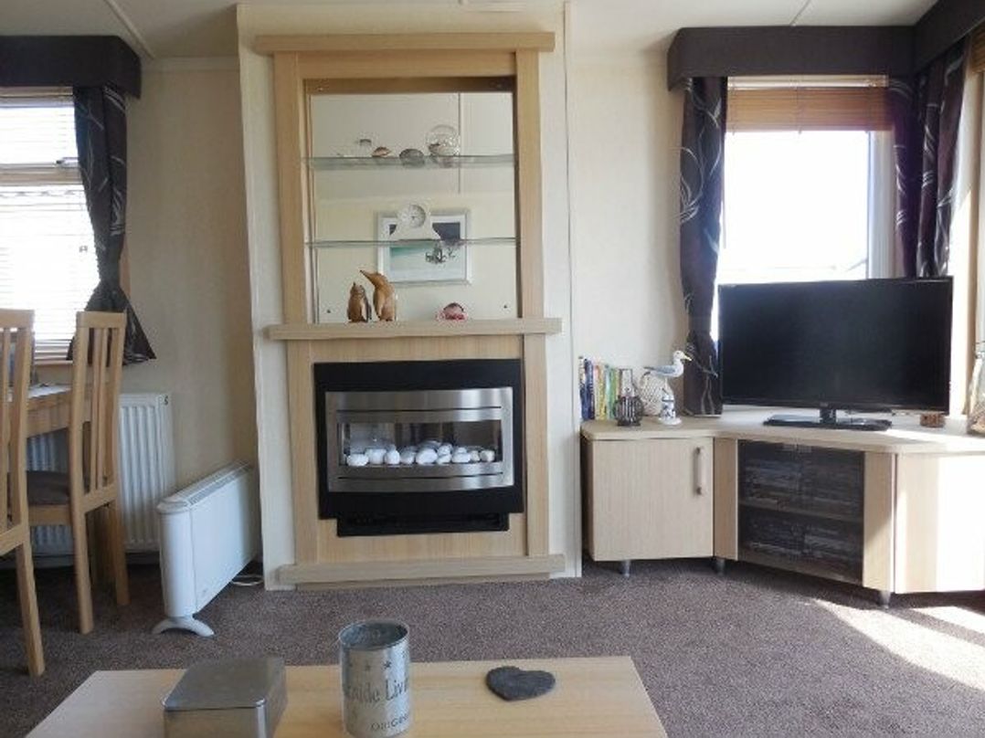 Hoburne Naish - Holiday Accommodation 1871