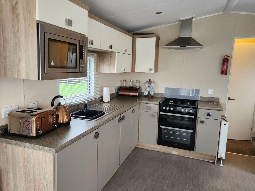 Lizard Point Holiday Park - Holiday Accommodation 18770