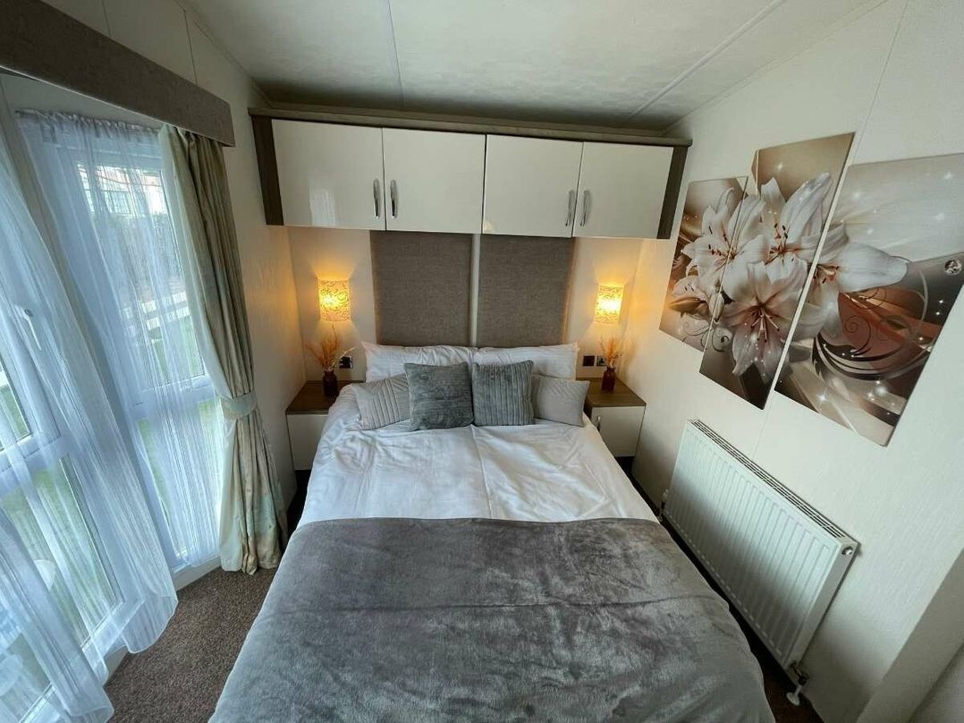 Golden Palm Resort - Holiday Accommodation 18805