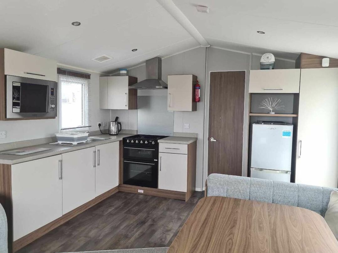 Devon Cliffs Holiday Park - Holiday Accommodation 18829