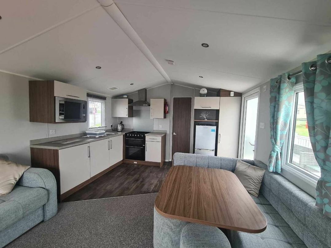 Devon Cliffs Holiday Park - Holiday Accommodation 18829