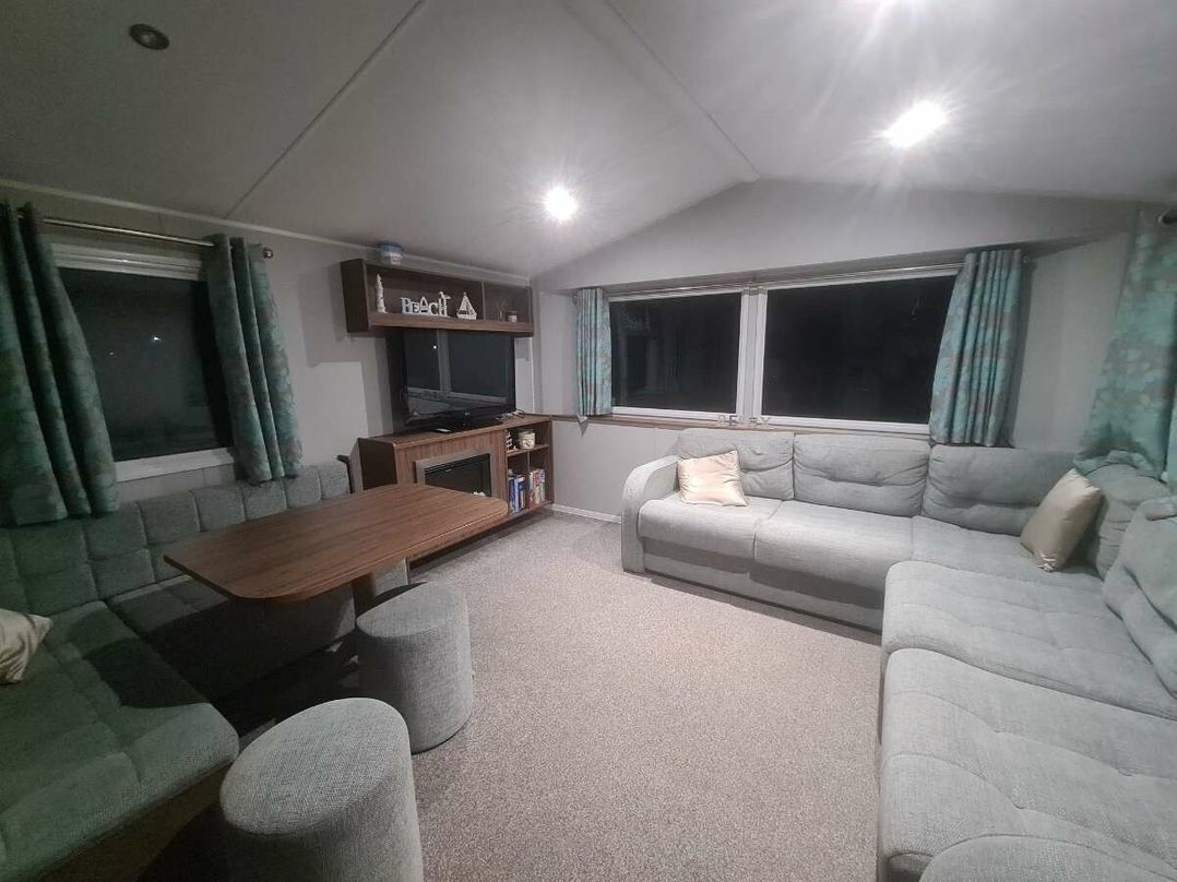 Devon Cliffs Holiday Park - Holiday Accommodation 18829