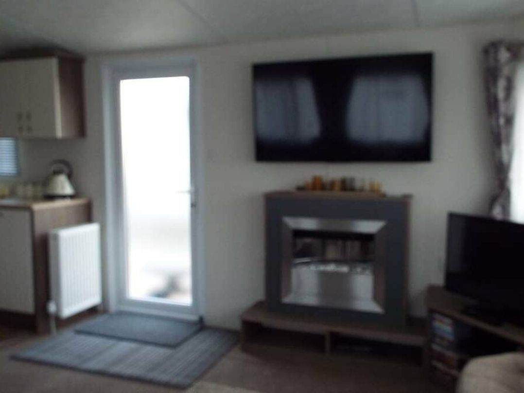 Tattershall Lakes Country Park - Holiday Accommodation 18882