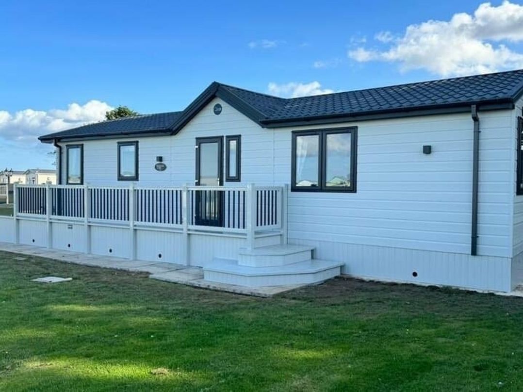 Golden Palm Resort - Holiday Accommodation 18906