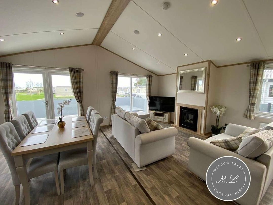 Golden Palm Resort - Holiday Accommodation 18906