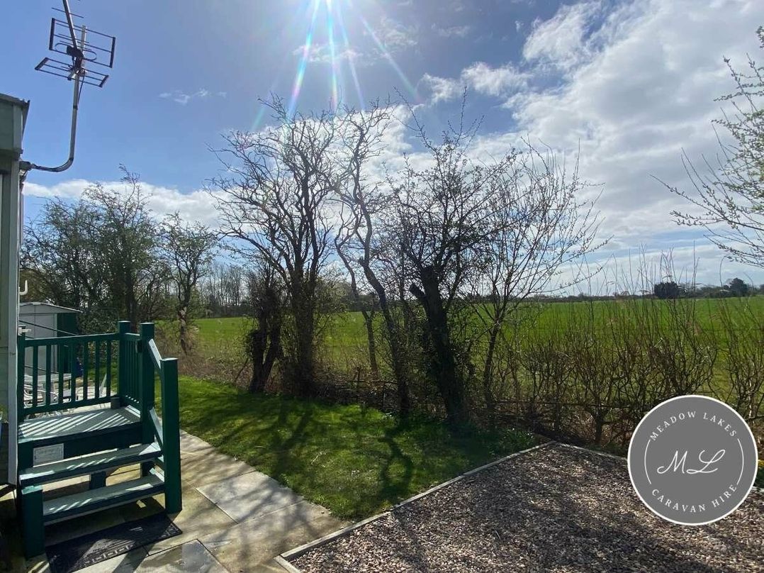 Herons Mead Caravan Park - Holiday Accommodation 18912