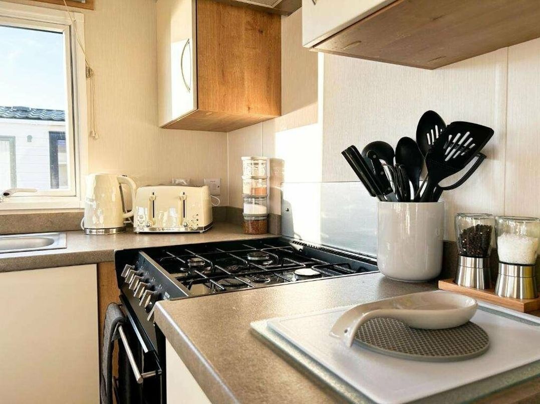 Trecco Bay - Holiday Accommodation 18914