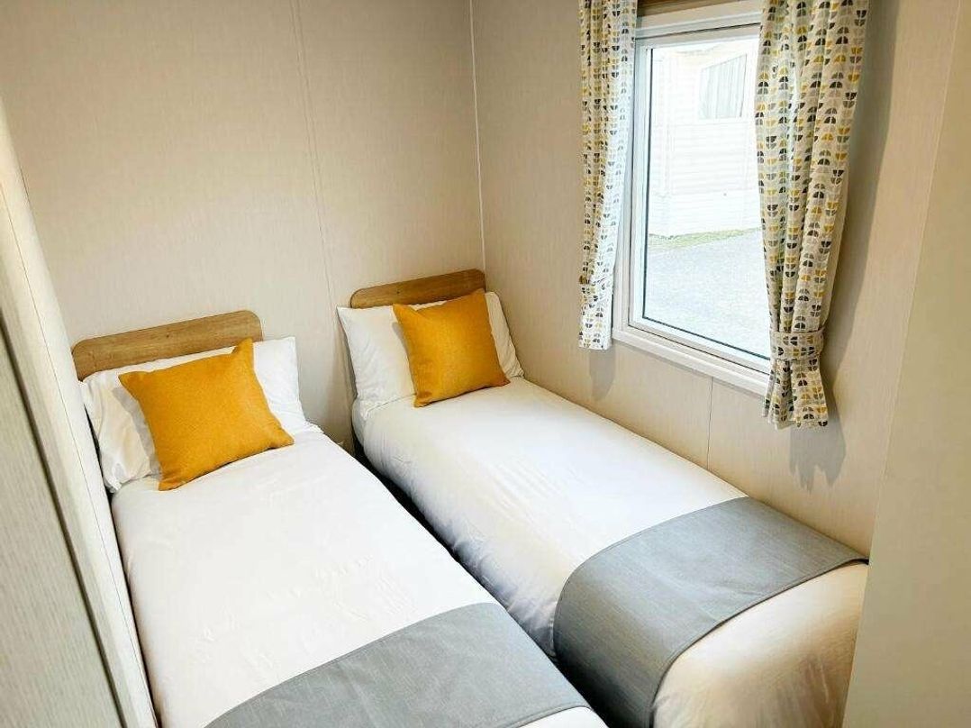 Trecco Bay - Holiday Accommodation 18914