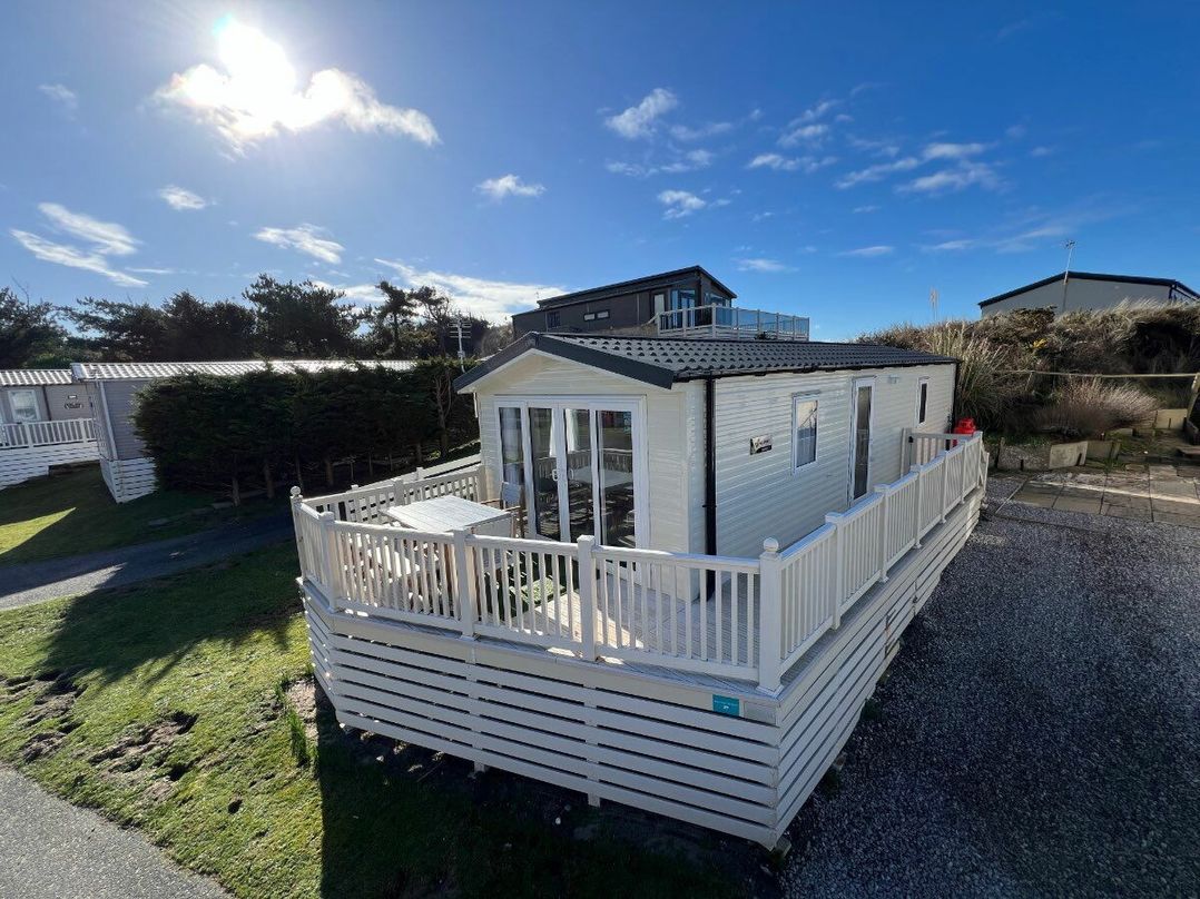 Barmouth Bay Holiday Village - Holiday Accommodation 18967